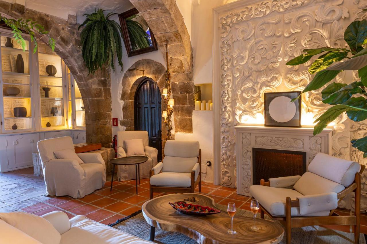 Hotel La Torre Del Canonigo - Small Luxury Hotels Ibiza Town Exterior photo
