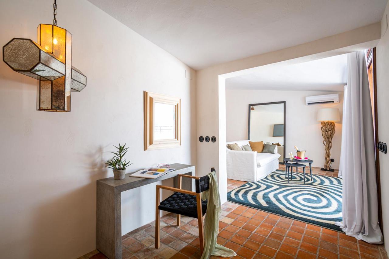Hotel La Torre Del Canonigo - Small Luxury Hotels Ibiza Town Exterior photo
